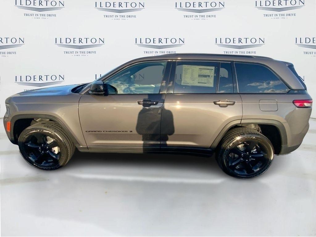 new 2025 Jeep Grand Cherokee car, priced at $41,370