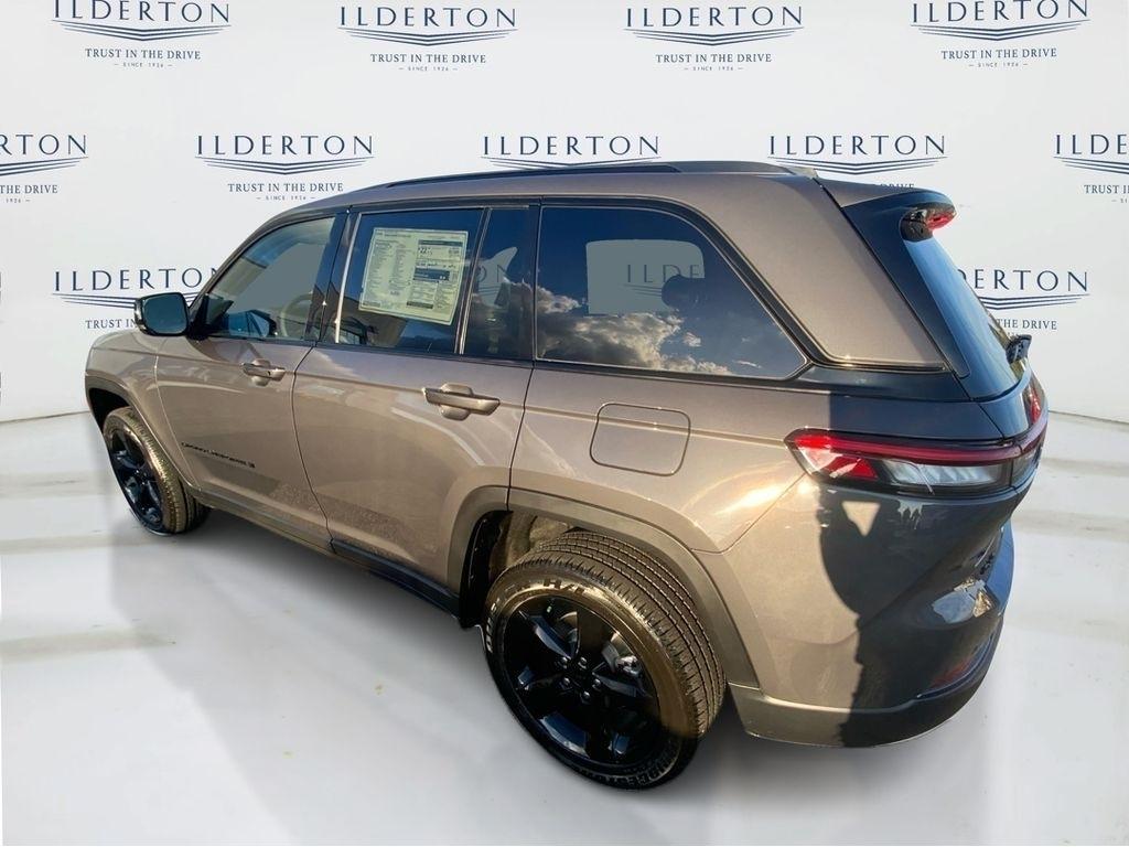 new 2025 Jeep Grand Cherokee car, priced at $41,370