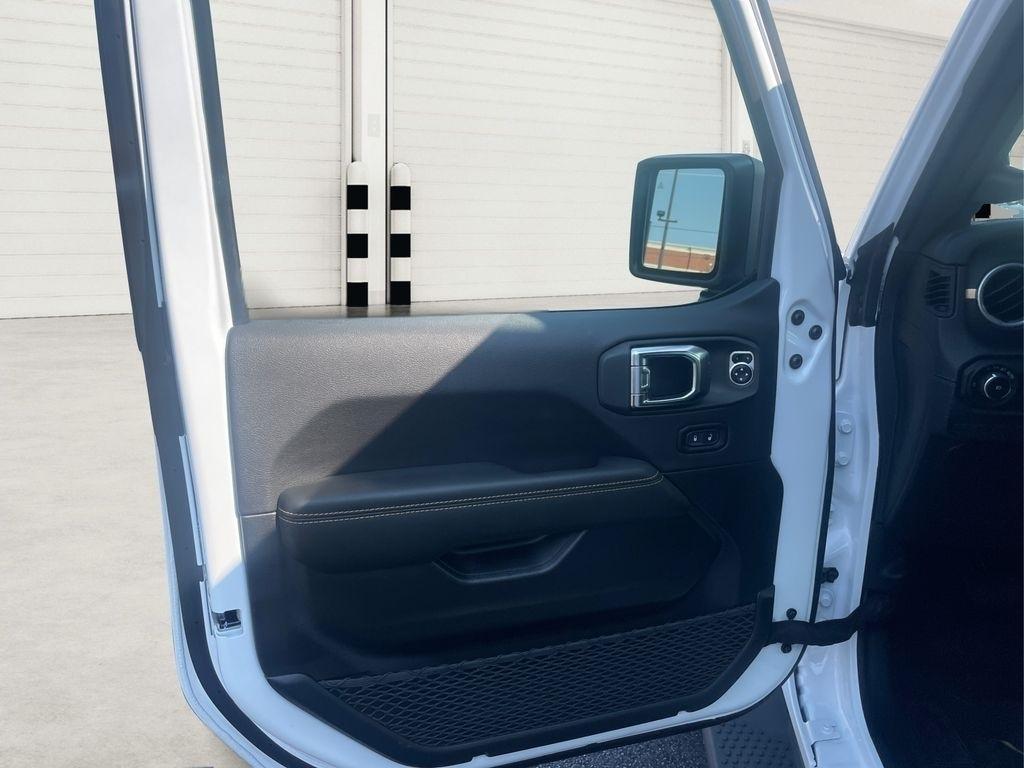 new 2025 Jeep Wrangler car, priced at $49,025