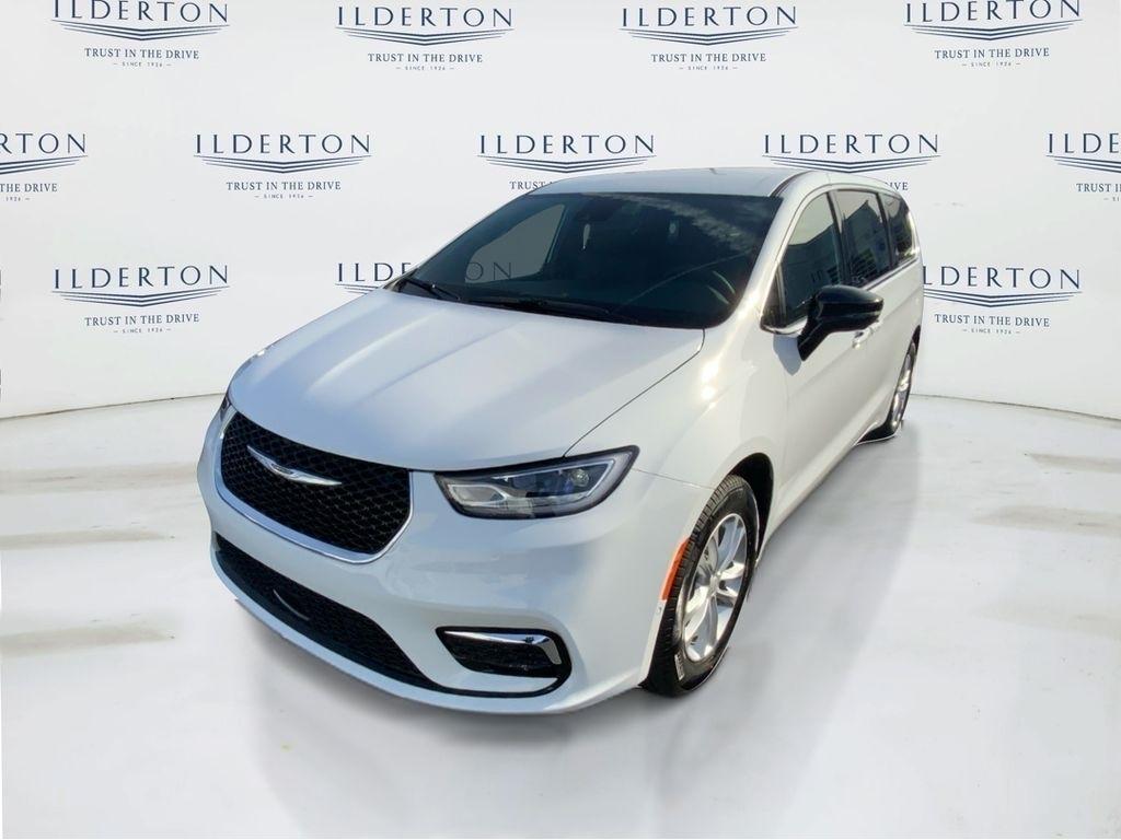 new 2026 Chrysler Pacifica car, priced at $40,995