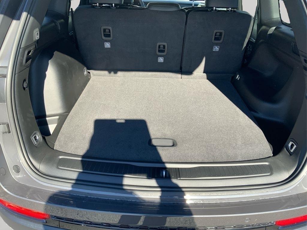 new 2025 Jeep Grand Cherokee car, priced at $46,235