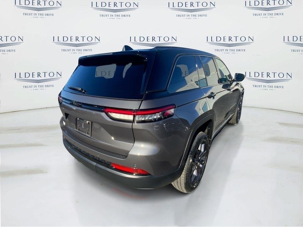 new 2025 Jeep Grand Cherokee car, priced at $46,235