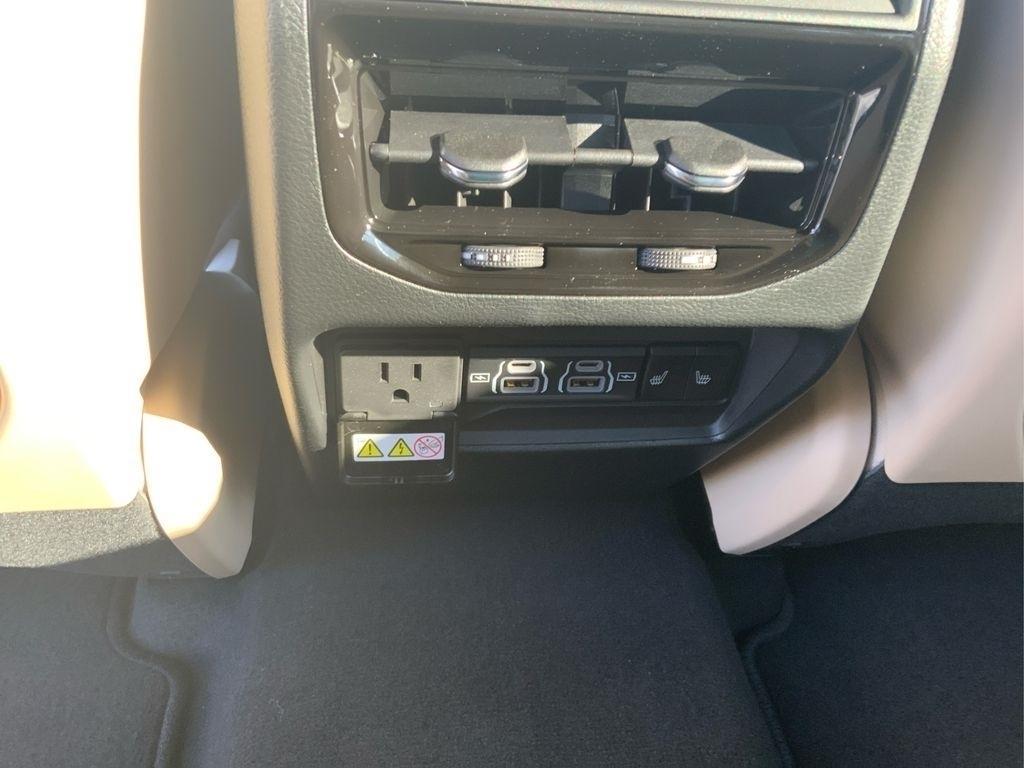 new 2025 Jeep Grand Cherokee car, priced at $43,565