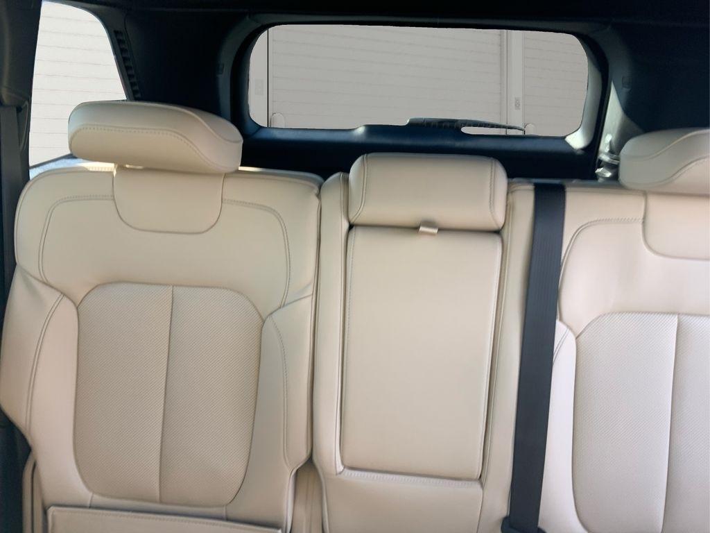 new 2025 Jeep Grand Cherokee car, priced at $43,565