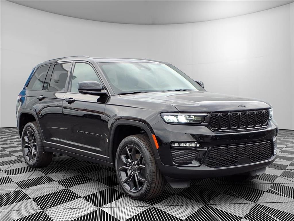 new 2025 Jeep Grand Cherokee car, priced at $45,735