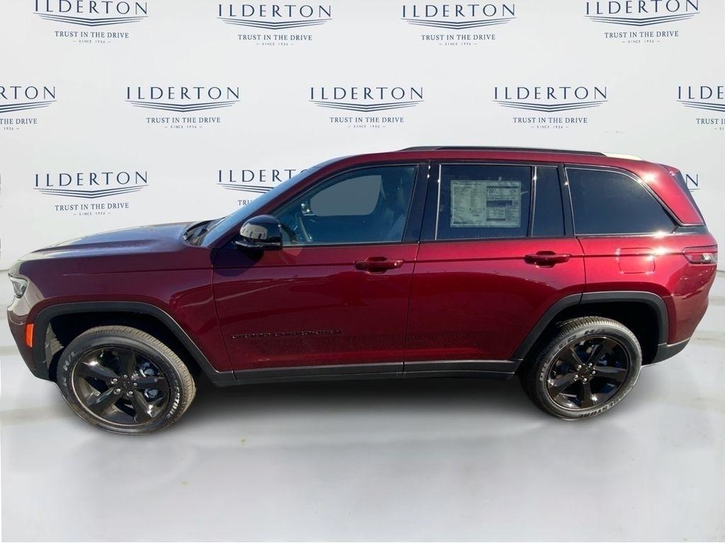 new 2025 Jeep Grand Cherokee car, priced at $40,370