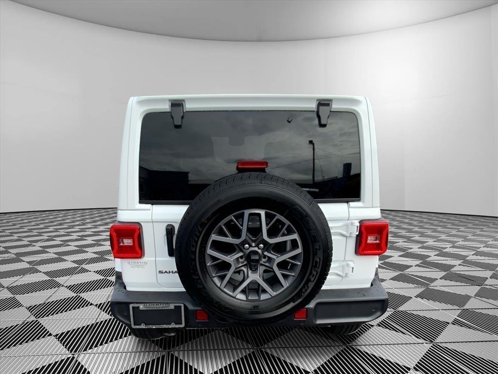 new 2025 Jeep Wrangler car, priced at $48,525