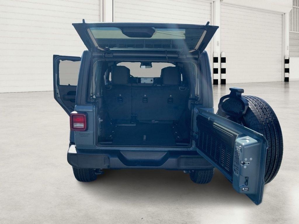 new 2025 Jeep Wrangler car, priced at $40,845