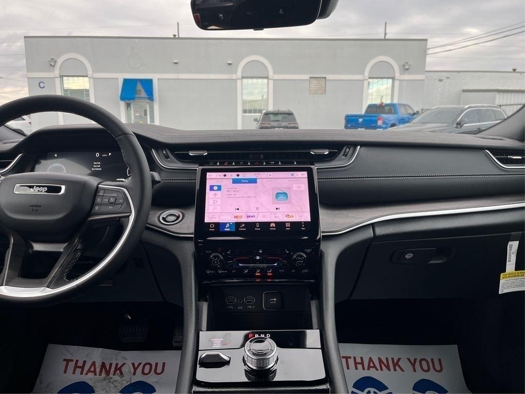 new 2025 Jeep Grand Cherokee L car, priced at $44,220