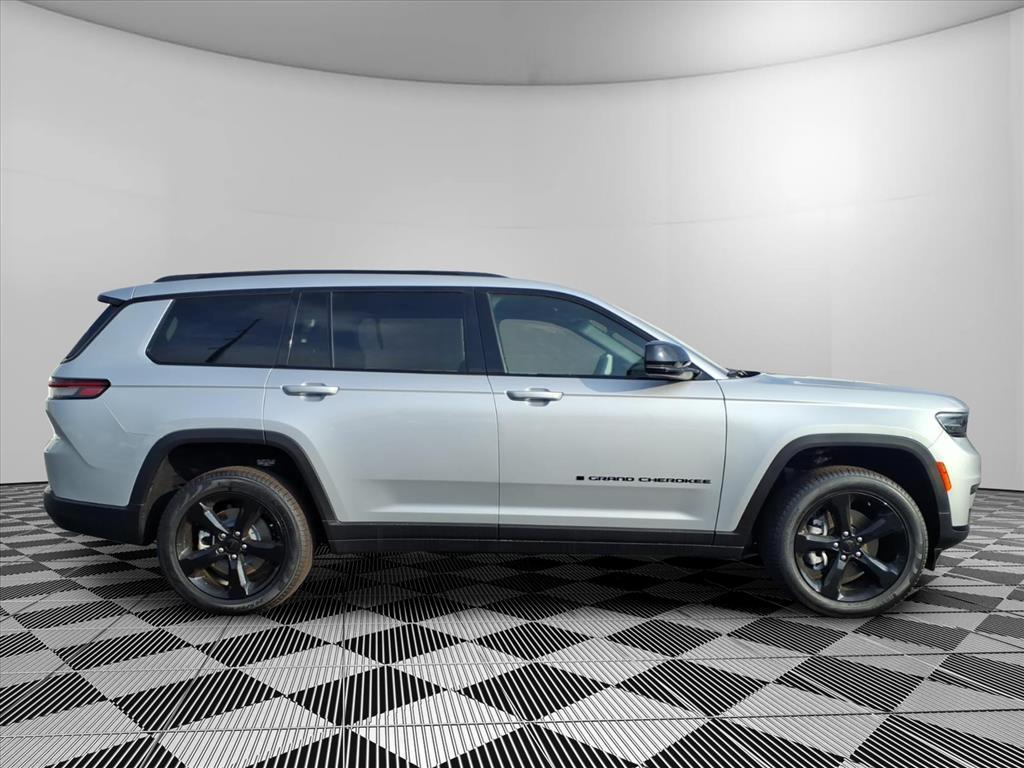new 2025 Jeep Grand Cherokee L car, priced at $48,970