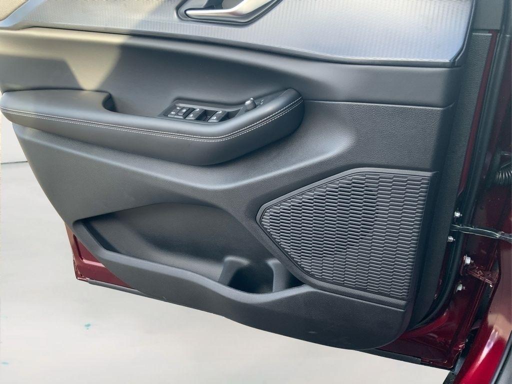 new 2025 Jeep Grand Cherokee car, priced at $37,375