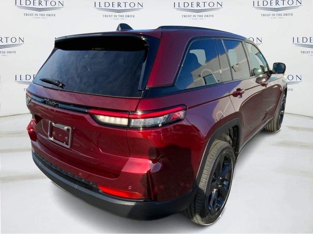 new 2025 Jeep Grand Cherokee car, priced at $37,375