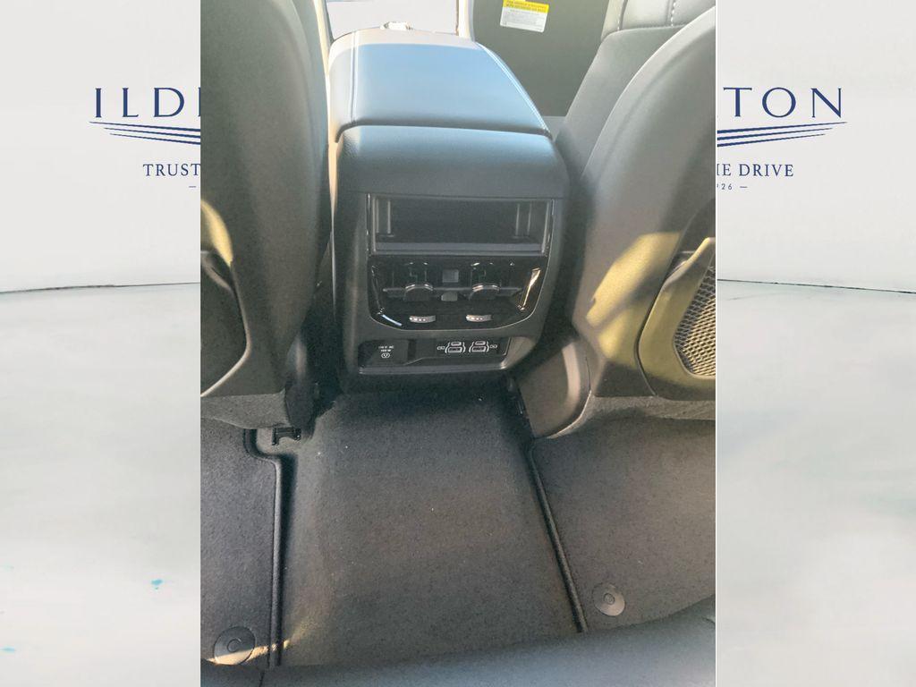 new 2025 Jeep Grand Cherokee car, priced at $38,375