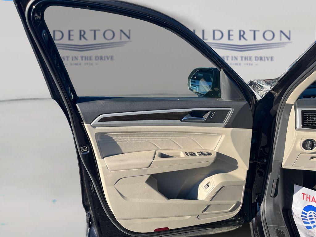 used 2022 Volkswagen Atlas car, priced at $25,603