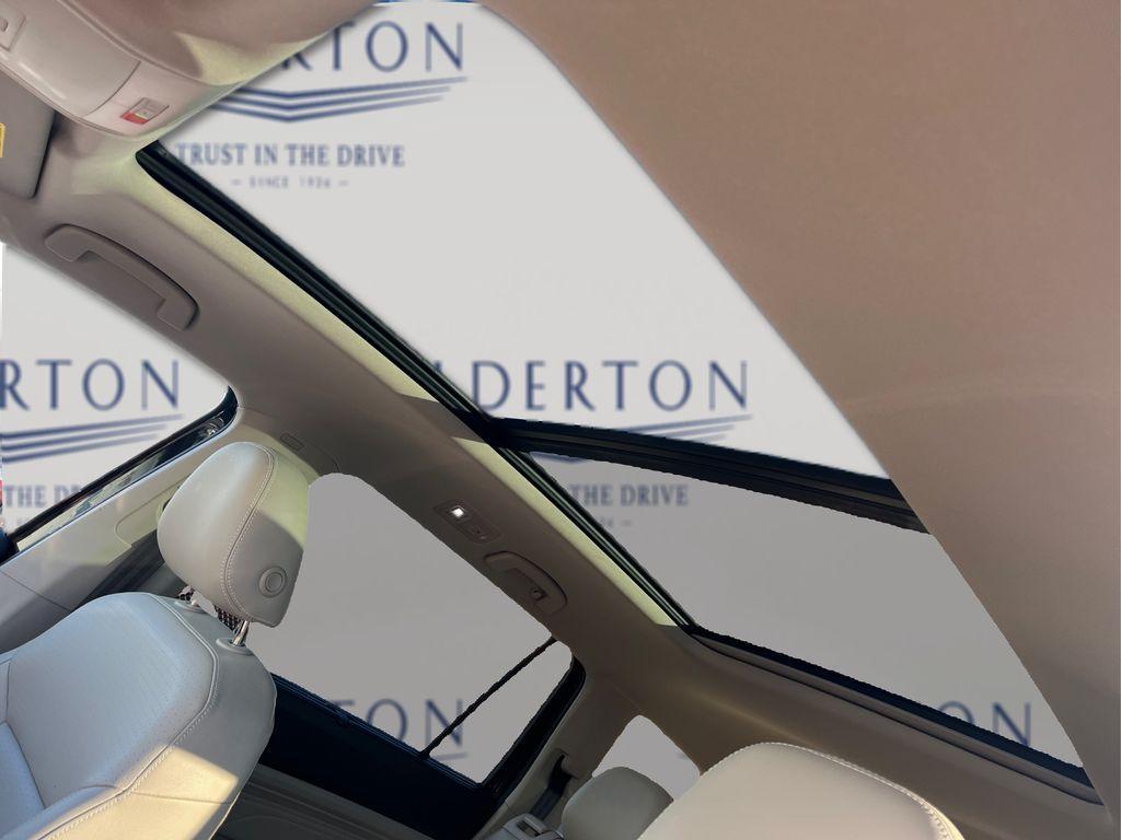 used 2022 Volkswagen Atlas car, priced at $25,603