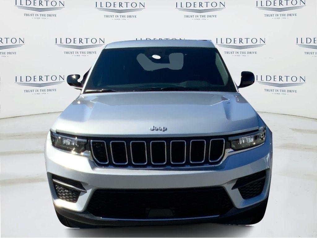 new 2025 Jeep Grand Cherokee car, priced at $34,670