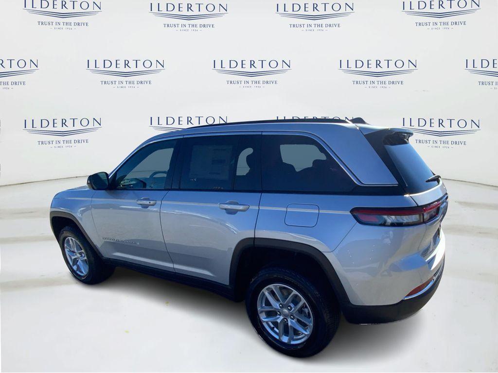 new 2025 Jeep Grand Cherokee car, priced at $36,170