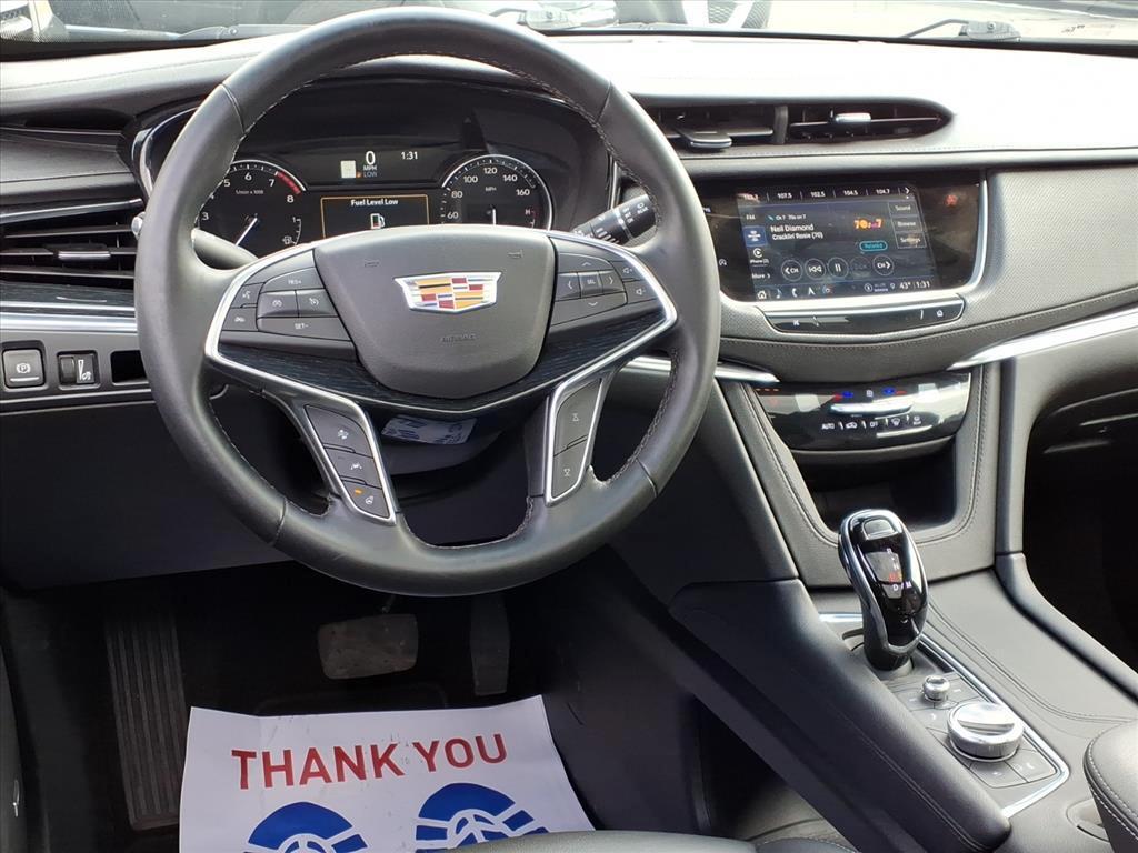 used 2025 Cadillac XT5 car, priced at $37,495