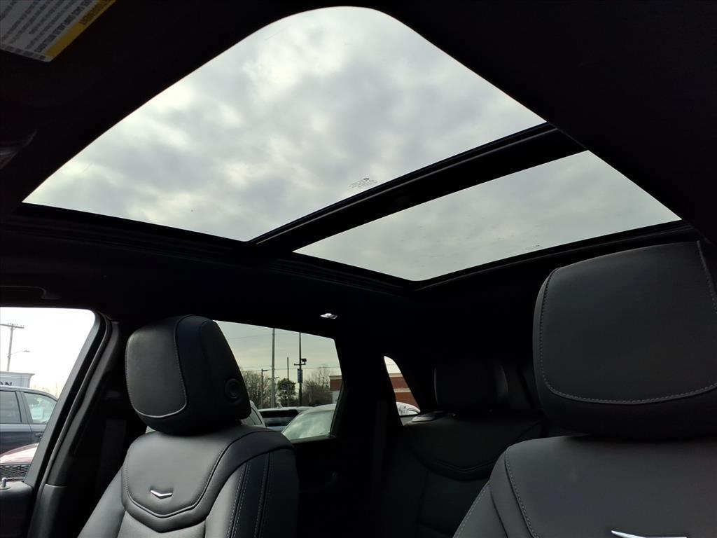 used 2025 Cadillac XT5 car, priced at $37,495