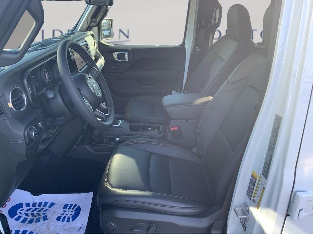 new 2026 Jeep Gladiator car, priced at $46,665