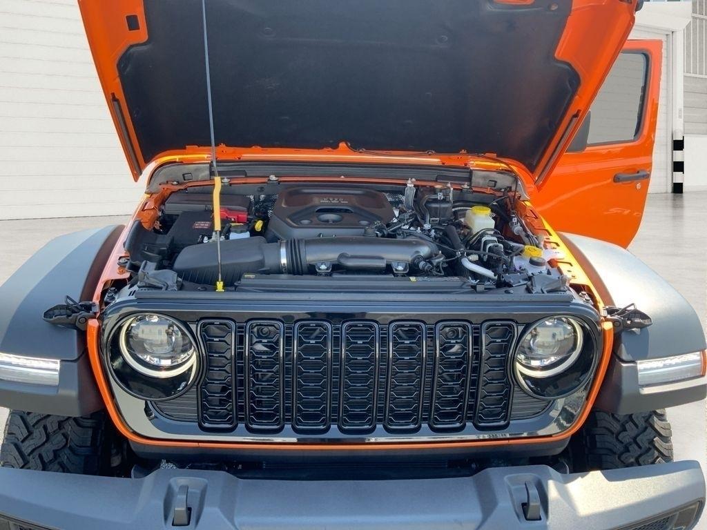 new 2025 Jeep Wrangler car, priced at $43,470