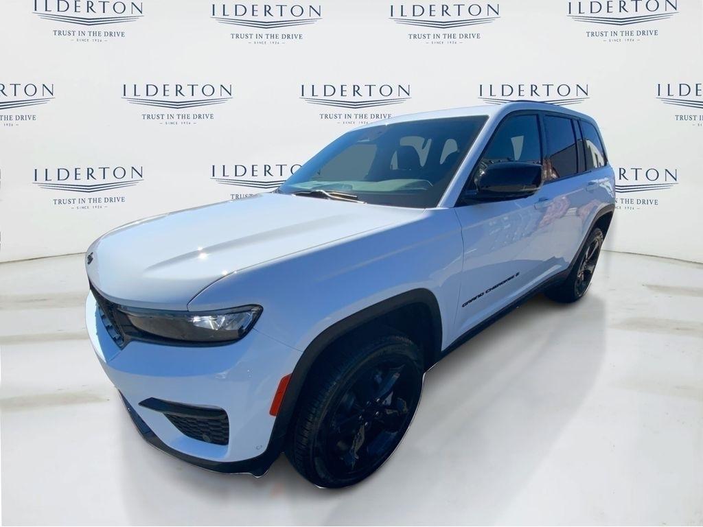 new 2025 Jeep Grand Cherokee car, priced at $47,560