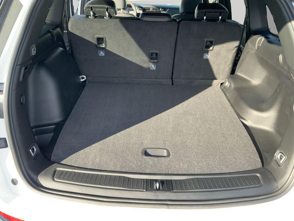 new 2025 Jeep Grand Cherokee car, priced at $43,640