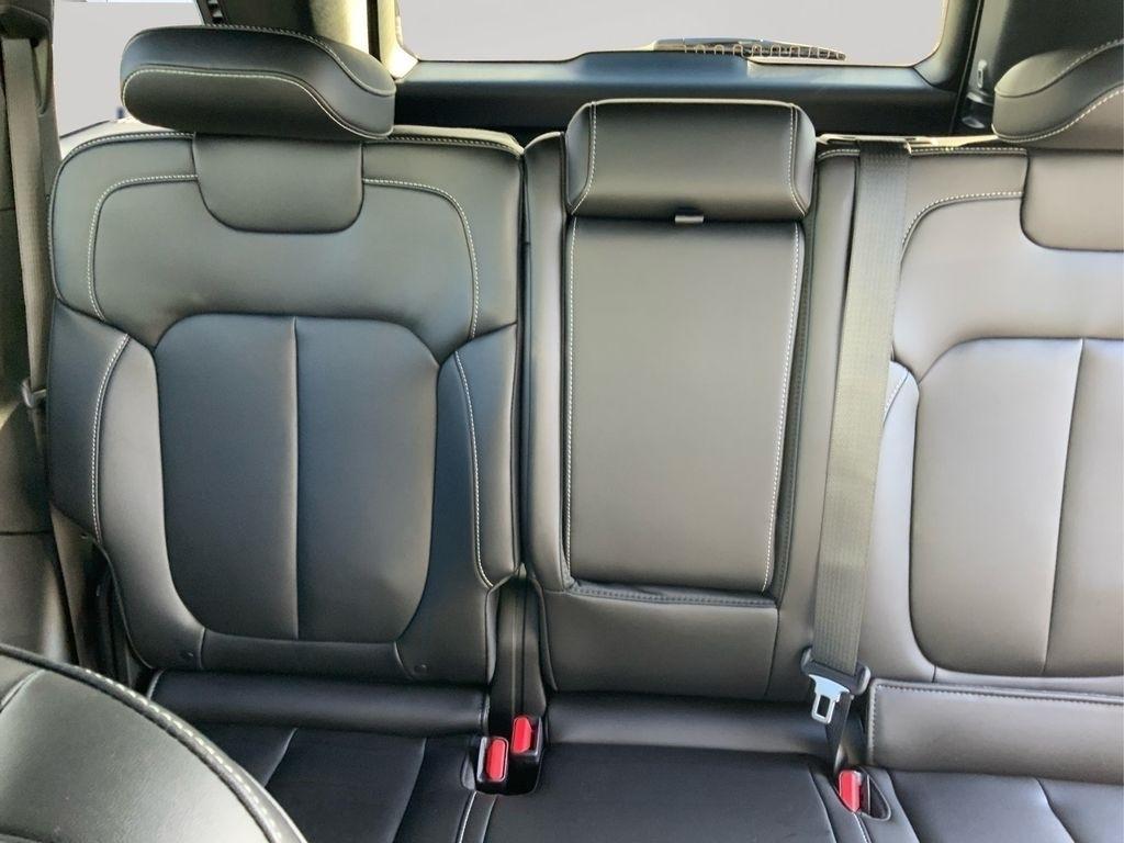 new 2025 Jeep Grand Cherokee car, priced at $45,140