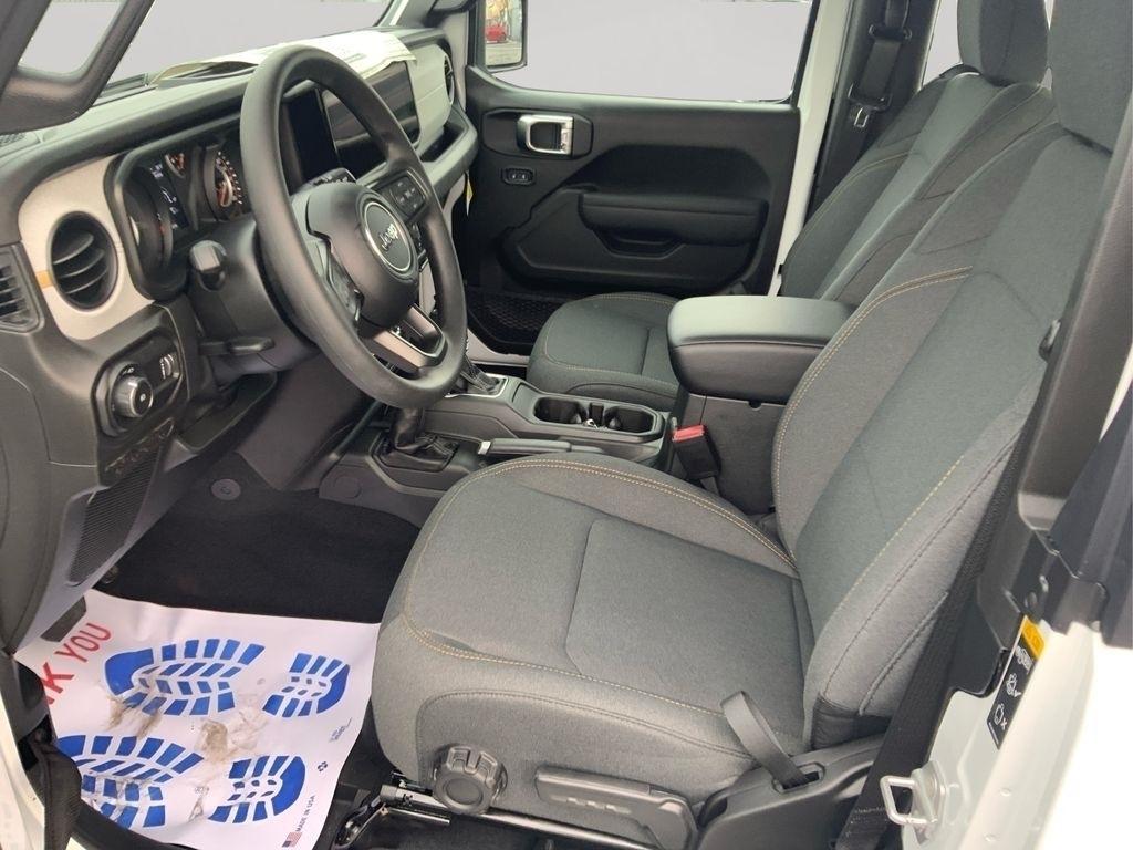 new 2026 Jeep Wrangler car, priced at $38,570