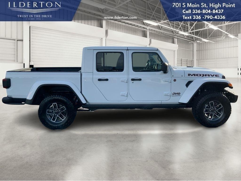 new 2025 Jeep Gladiator car, priced at $50,320