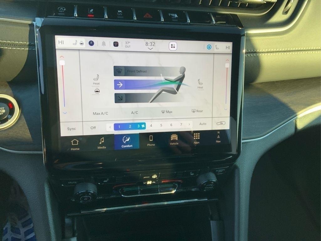 new 2025 Jeep Grand Cherokee car, priced at $46,230