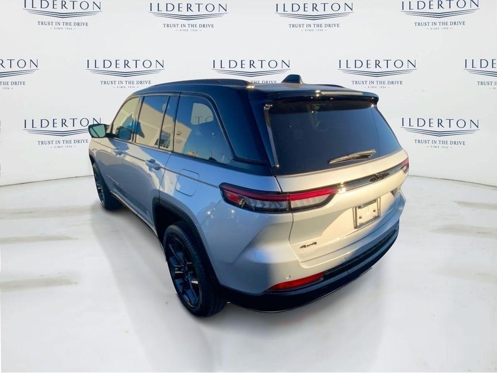 new 2025 Jeep Grand Cherokee car, priced at $46,230