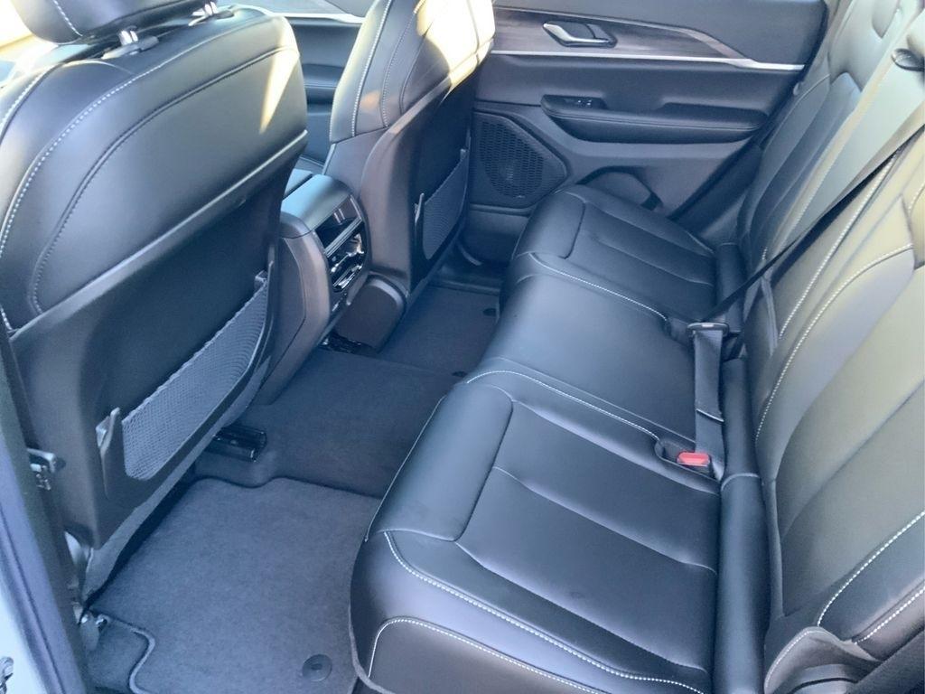 new 2025 Jeep Grand Cherokee car, priced at $46,230