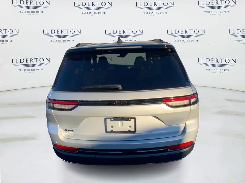 new 2025 Jeep Grand Cherokee car, priced at $46,230