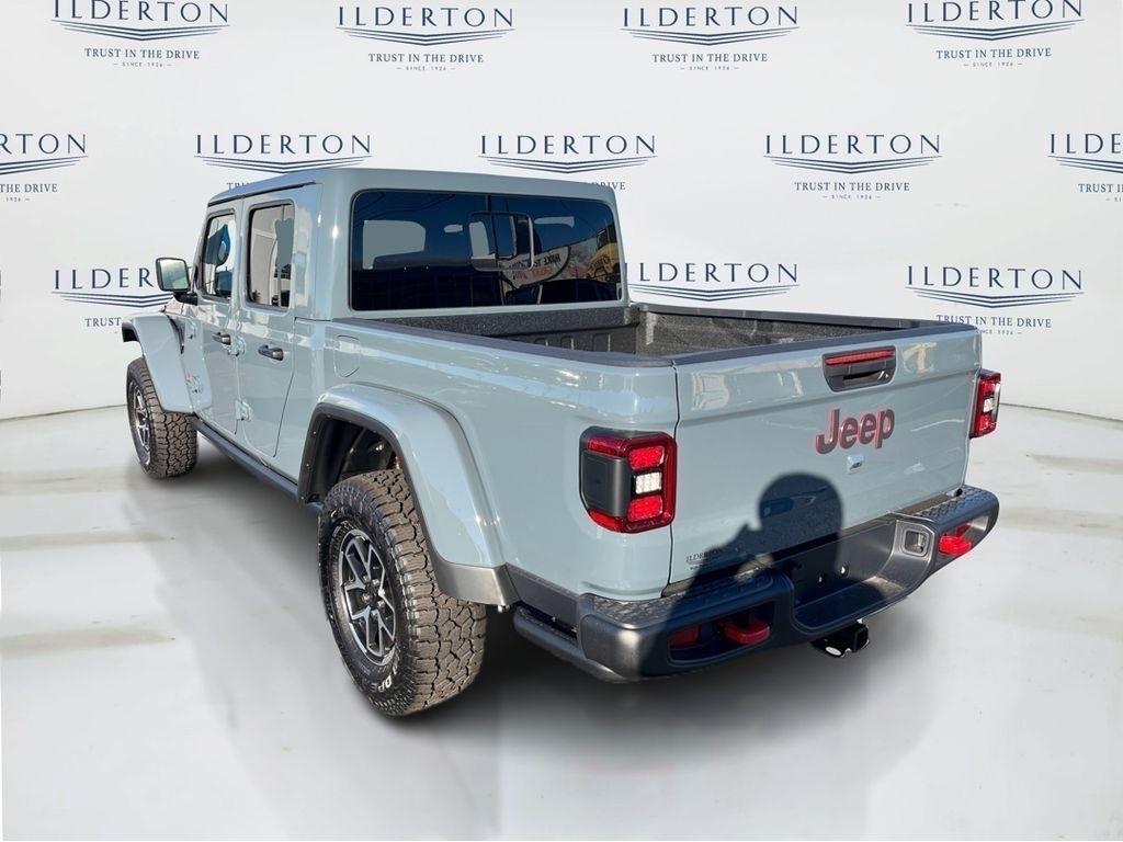 new 2025 Jeep Gladiator car, priced at $49,090