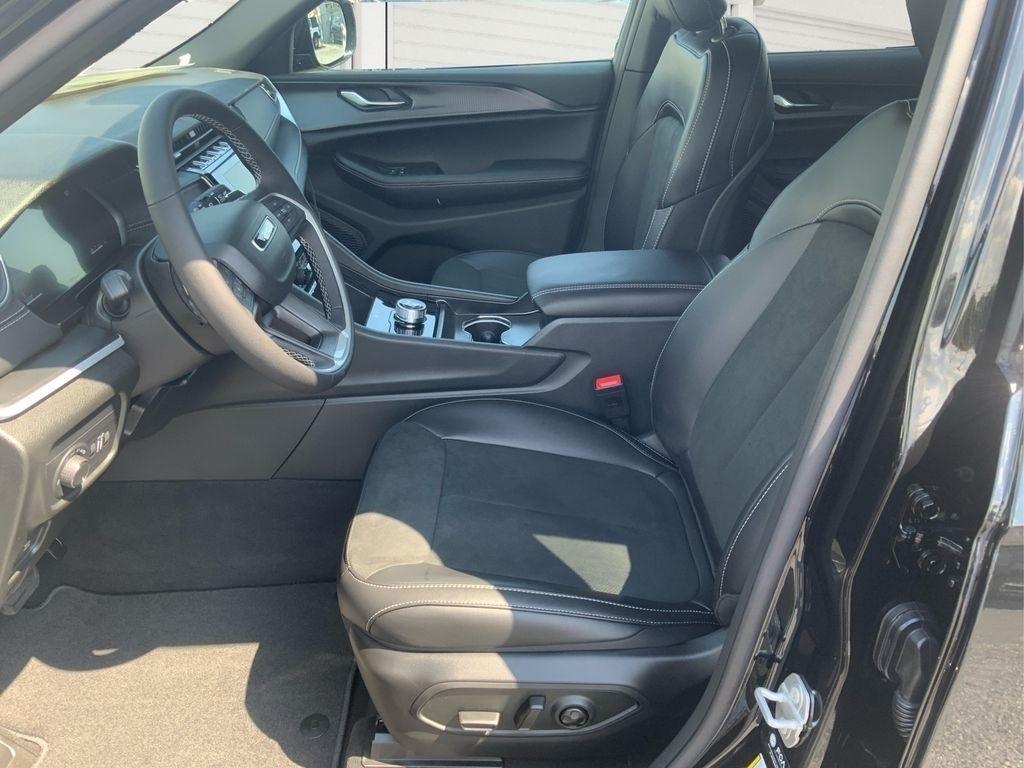 new 2025 Jeep Grand Cherokee L car, priced at $37,875