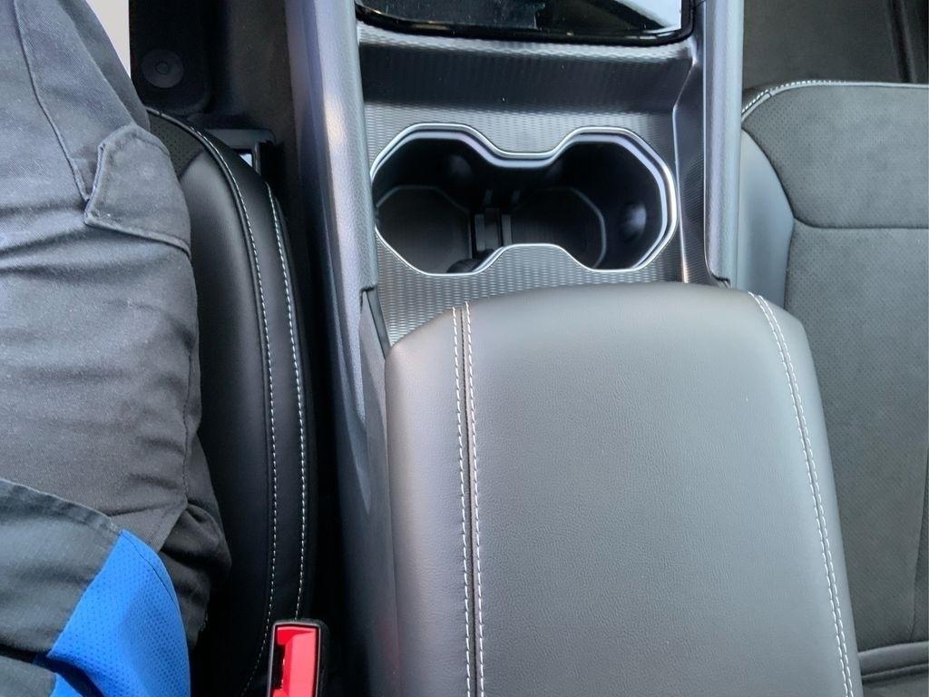 new 2025 Jeep Grand Cherokee car, priced at $37,780