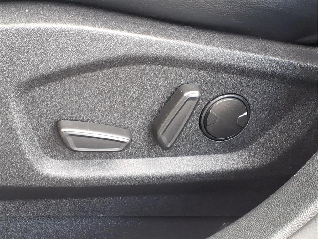 used 2024 Ford Edge car, priced at $18,799