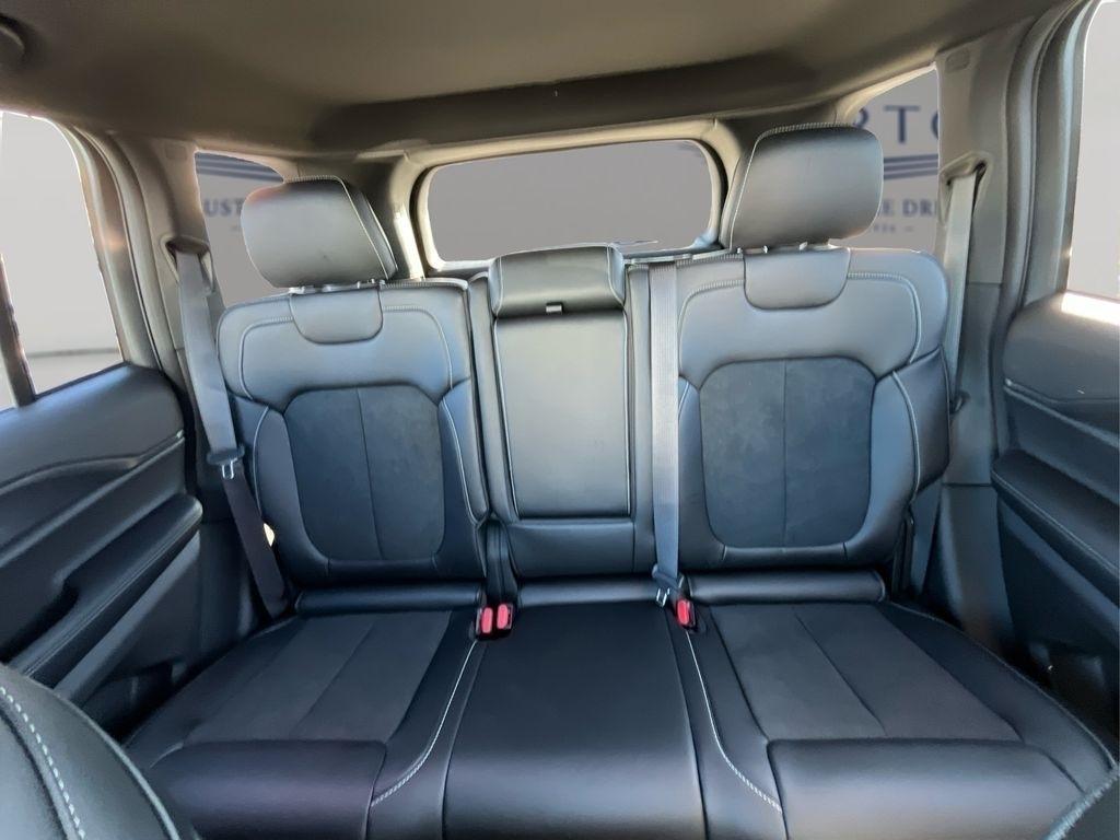 new 2025 Jeep Grand Cherokee car, priced at $39,870