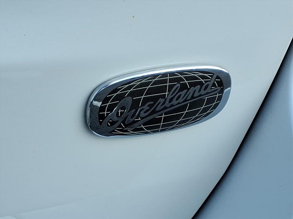 used 2021 Jeep Grand Cherokee car, priced at $24,999