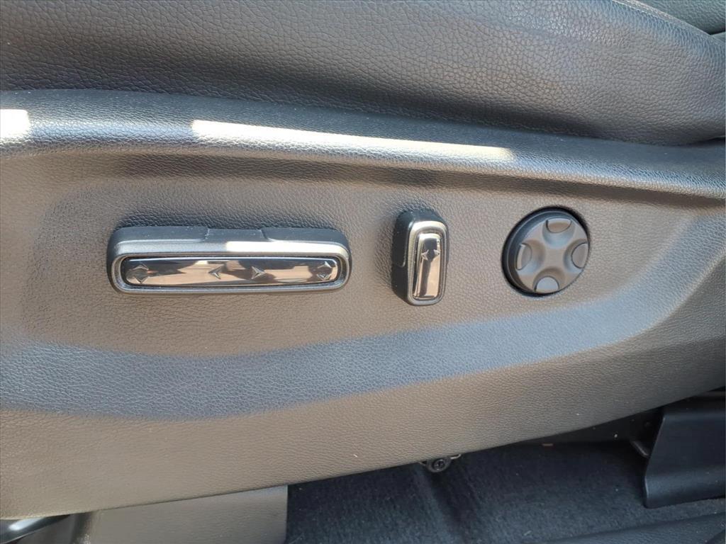 used 2025 Honda Odyssey car, priced at $37,995