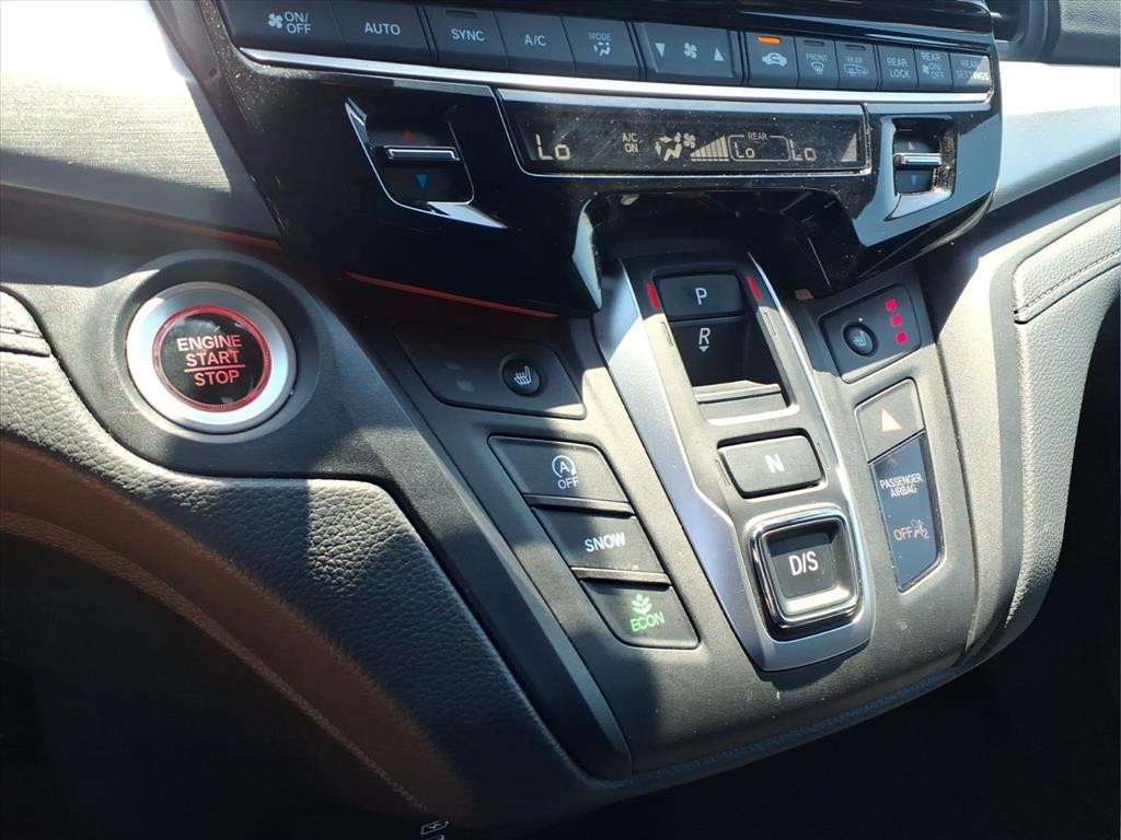 used 2025 Honda Odyssey car, priced at $37,995