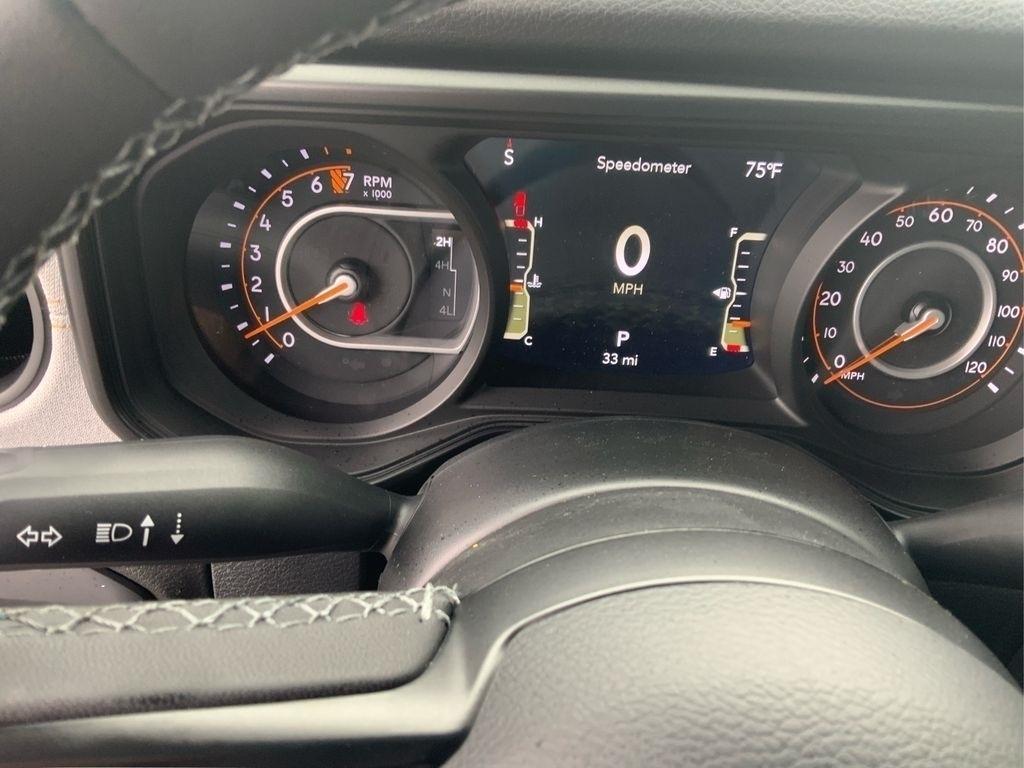 new 2025 Jeep Gladiator car, priced at $41,530