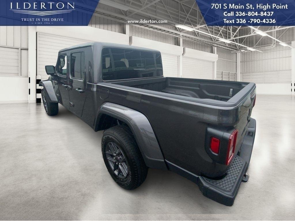 new 2025 Jeep Gladiator car, priced at $41,530