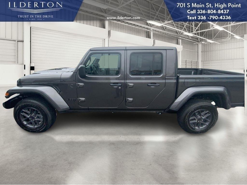 new 2025 Jeep Gladiator car, priced at $41,530