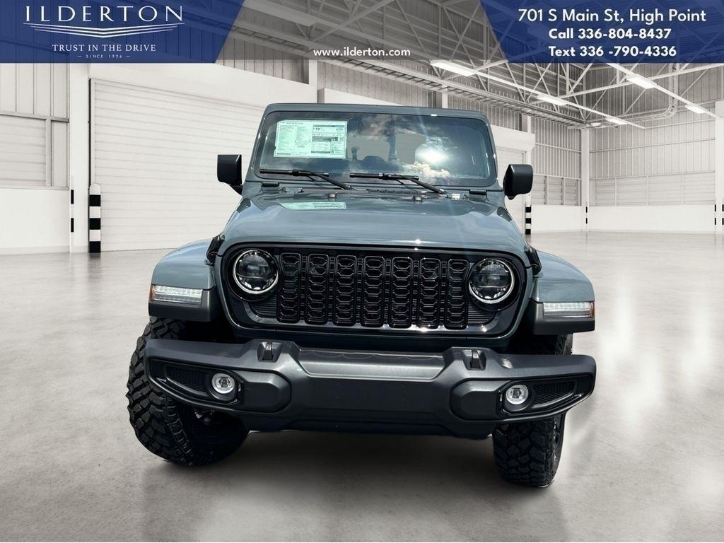 new 2025 Jeep Gladiator car, priced at $39,635