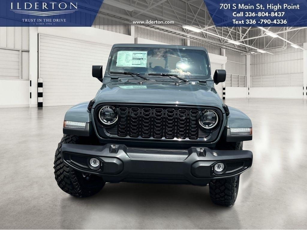 new 2025 Jeep Gladiator car, priced at $39,635
