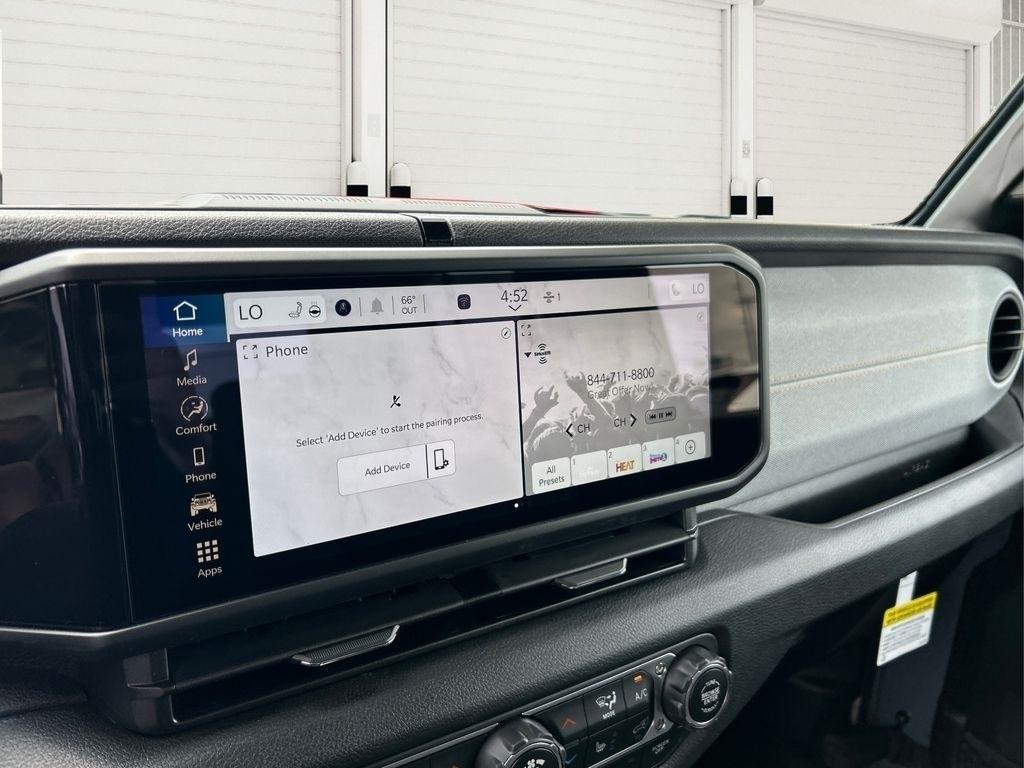 new 2025 Jeep Gladiator car, priced at $39,635