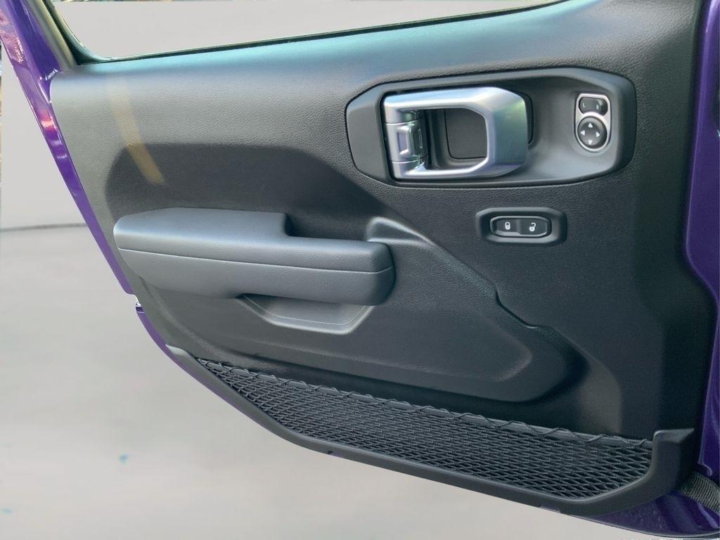 new 2026 Jeep Gladiator car, priced at $48,689