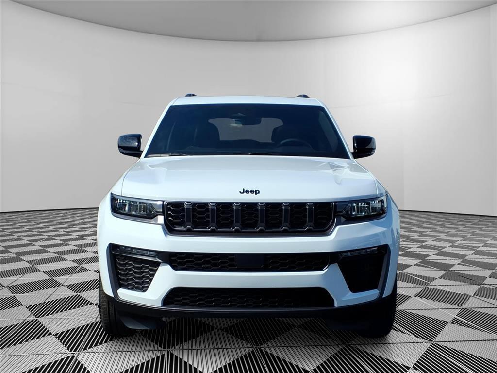 new 2026 Jeep Grand Cherokee car, priced at $48,205